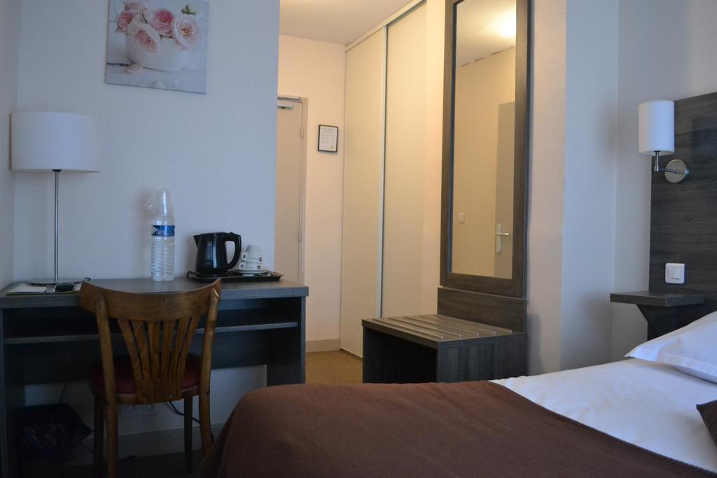 Logis-Hotel & Restaurant Le Carnot Bolbec Bilik gambar