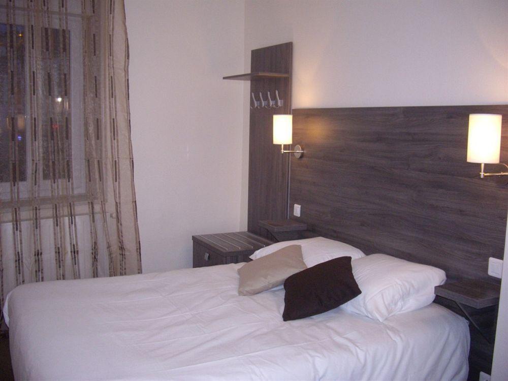 Logis-Hotel & Restaurant Le Carnot Bolbec Luaran gambar
