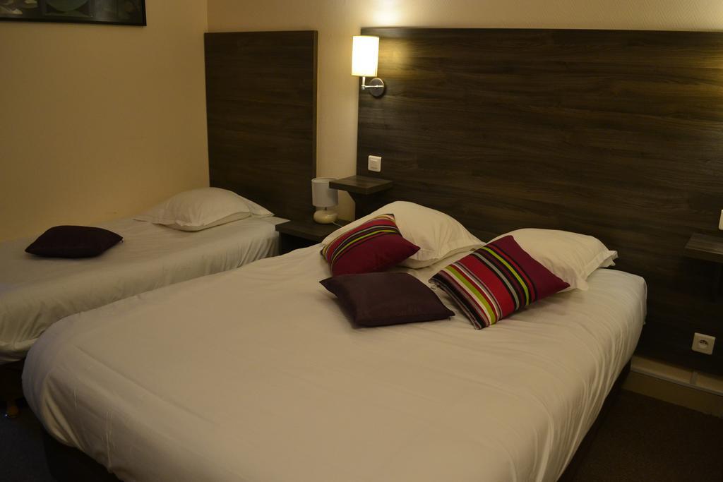 Logis-Hotel & Restaurant Le Carnot Bolbec Luaran gambar