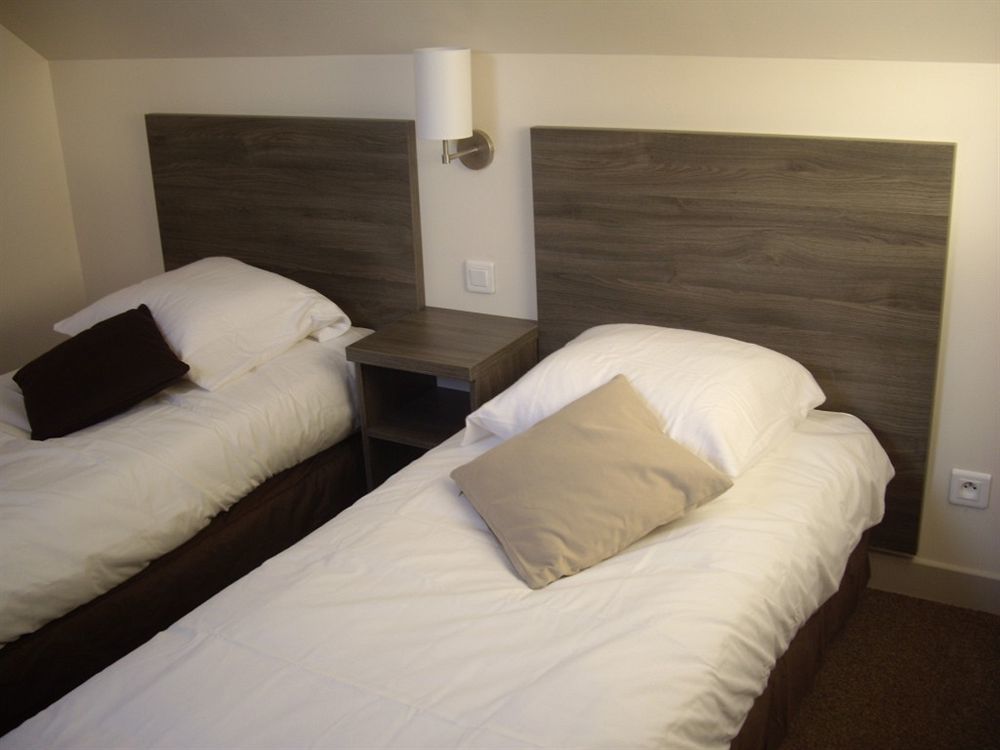 Logis-Hotel & Restaurant Le Carnot Bolbec Luaran gambar